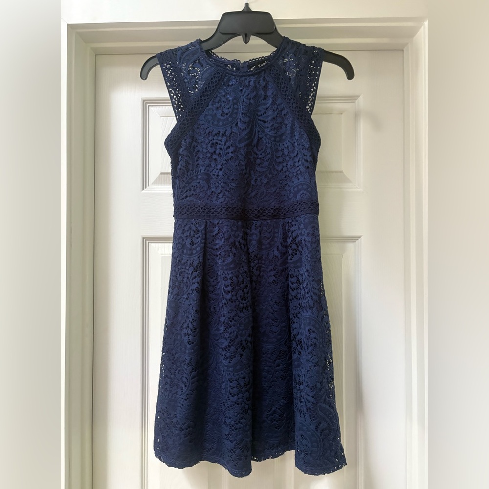 Zunie Elegant Navy Lace Dress